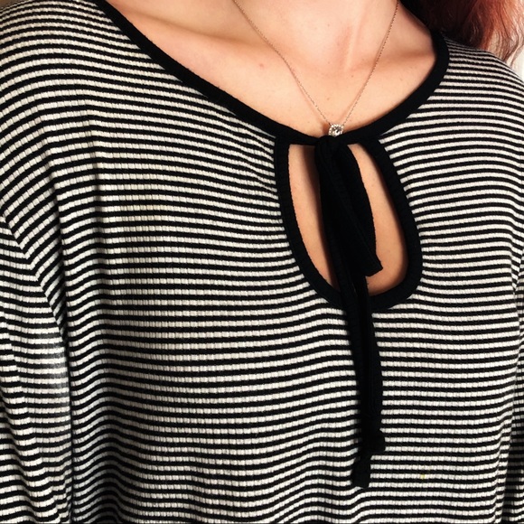 Solddd Outtt - Picture 3 of 4